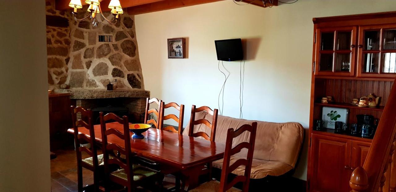 Casa Rural Tio Carlillos Hoyos del Espino Exterior foto